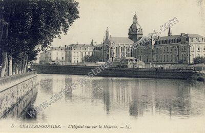 Carte postale ancienne L'Hôpital vue sur la Mayenne — Château-Gontier (Mayenne)