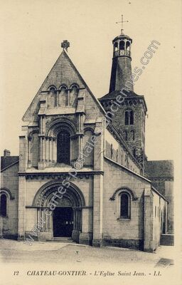 Carte postale ancienne L'Eglise Saint Jean — Château-Gontier (Mayenne)