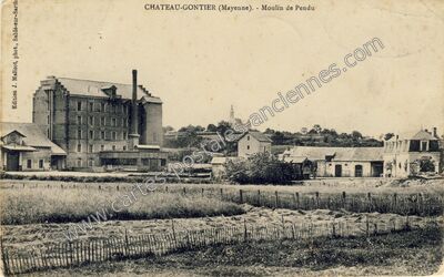 Carte postale ancienne Moulin de Pendu — Château-Gontier (Mayenne)