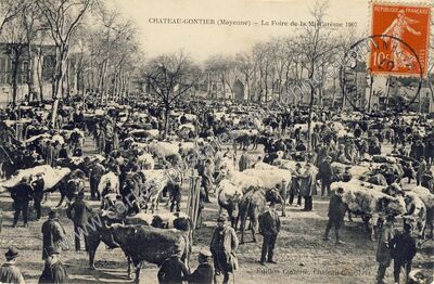 Carte postale ancienne La Foire de la Mi-Carême 1907 — Château-Gontier (Mayenne)