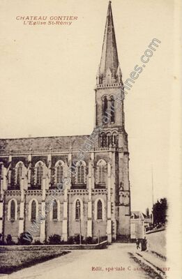 Carte postale ancienne L'Eglise St-Rémy — Château-Gontier (Mayenne)