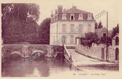 Carte postale ancienne Le Vieux Pont — Craon (Mayenne)