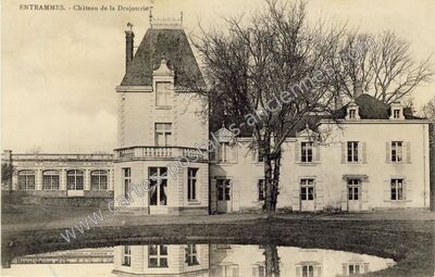 Carte postale ancienne Chateau de la Drujoterie — Entrammes (Mayenne)