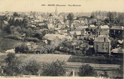 Carte postale ancienne Vue Générale — Ernée (Mayenne)