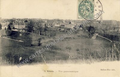 Carte postale ancienne Vue panoramique — Ernée (Mayenne)