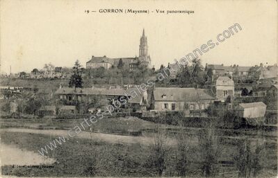 Carte postale ancienne Vue panoramique — Gorron (Mayenne)