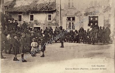 Carte postale ancienne Un jour de foire — Grez-en-Bouère (Mayenne)