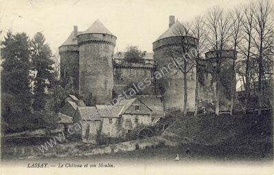 Carte postale ancienne Chateau de Lassay — Lassay-les-Châteaux (Mayenne)