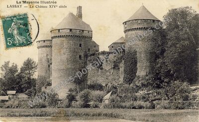Carte postale ancienne Chateau de Lassay — Lassay-les-Châteaux (Mayenne)