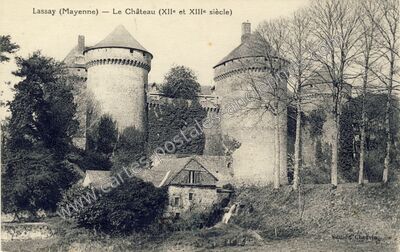 Carte postale ancienne Chateau de Lassay — Lassay-les-Châteaux (Mayenne)