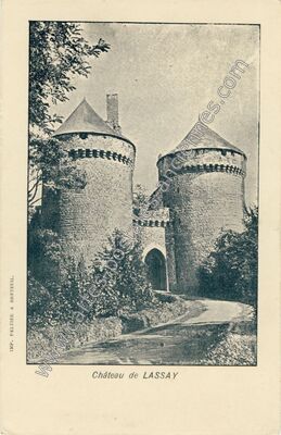 Carte postale ancienne Chateau de Lassay — Lassay-les-Châteaux (Mayenne)