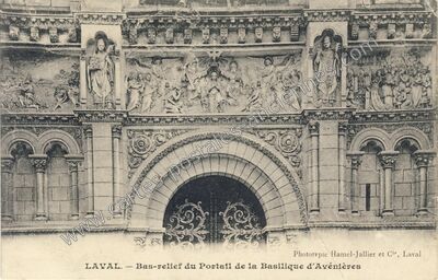Carte postale ancienne Avesnieres — Laval (Mayenne)