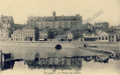 Carte postale ancienne Le Palais de Justice — Laval (Mayenne)