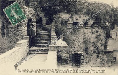 Carte postale ancienne La Tour Renaise — Laval (Mayenne)