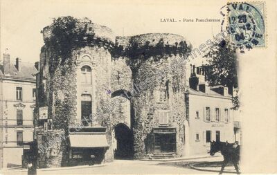 Carte postale ancienne Porte Pseucheresse — Laval (Mayenne)