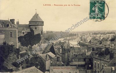 Carte postale ancienne Panorama pris de la Perrine — Laval (Mayenne)