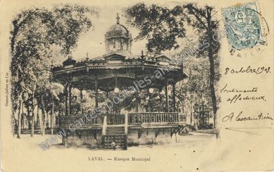 Carte postale ancienne Kiosque Municipal — Laval (Mayenne)