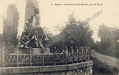 Carte postale ancienne Monument de St-Melaine, près de Barbé — Laval (Mayenne)