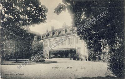 Carte postale ancienne Préfecture — Laval (Mayenne)