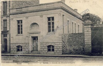 Carte postale ancienne Crèche St-Thomas-d'Aquin — Laval (Mayenne)