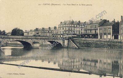 Carte postale ancienne Le Pont Neuf et la Rive gauche — Laval (Mayenne)