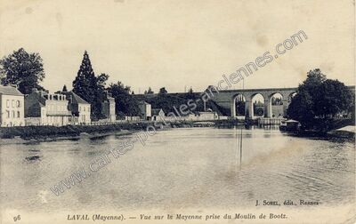 Carte postale ancienne Vue sur la Mayenne prise du Moulin de Bootz — Laval (Mayenne)