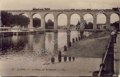 Carte postale ancienne Le Viaduc sur la Mayenne — Laval (Mayenne)