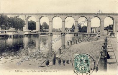 Carte postale ancienne Le Viaduc sur la Mayenne — Laval (Mayenne)
