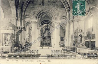 Carte postale ancienne La Cathédrale. — Le Chœur — Laval (Mayenne)