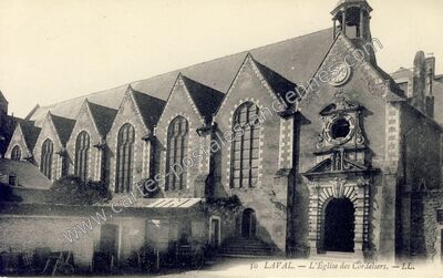 Carte postale ancienne L'Église des Cordeliers — Laval (Mayenne)