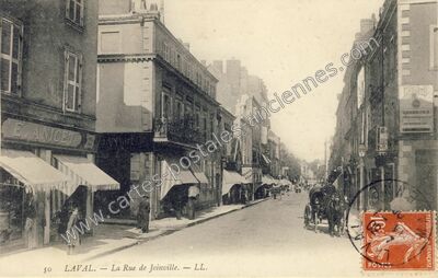 Carte postale ancienne La Rue de Joinville — Laval (Mayenne)