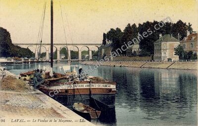 Carte postale ancienne Le Viaduc et la Mayenne — Laval (Mayenne)