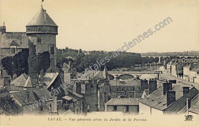 Carte postale ancienne Vue générale prise du Jardin de la Perrine — Laval (Mayenne)