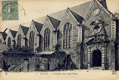 Carte postale ancienne L'Eglise des Cordeliers — Laval (Mayenne)