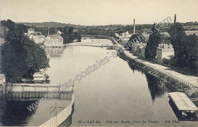 Carte postale ancienne Vue sur Bootz, prise du Viaduc — Laval (Mayenne)