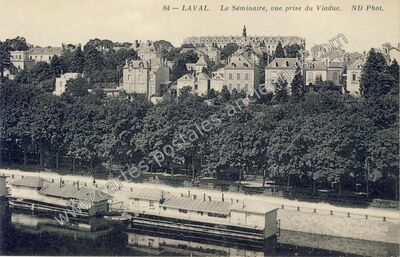 Carte postale ancienne Le Séminaire, vue prise du Viaduc — Laval (Mayenne)