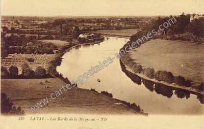 Carte postale ancienne Les Bords de la Mayenne — Laval (Mayenne)