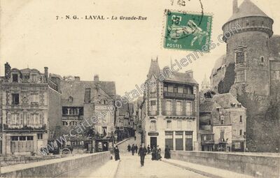Carte postale ancienne La Grande-Rue — Laval (Mayenne)