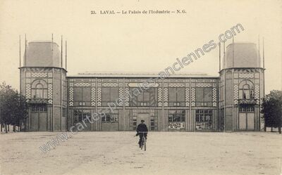 Carte postale ancienne Le Palais de l'Industrie — Laval (Mayenne)