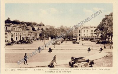 Carte postale ancienne La Place du 11-Novembre — Laval (Mayenne)