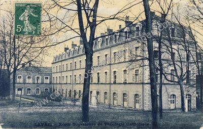 Carte postale ancienne Ecole Supérieure de Théologie Catholique — Laval (Mayenne)