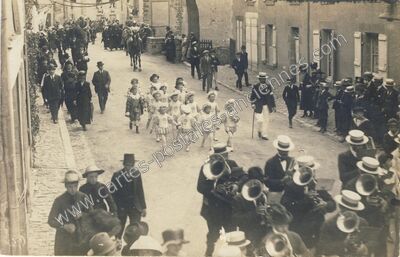 Carte postale ancienne Laval — Laval (Mayenne)