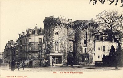 Carte postale ancienne La Porte Beucheresse — Laval (Mayenne)