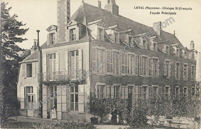 Carte postale ancienne Clinique St-François - Façade Principale — Laval (Mayenne)