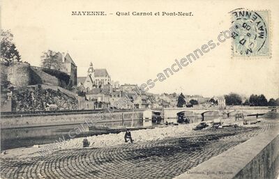 Carte postale ancienne Quai Carnot et Pont-Neuf — Mayenne (Mayenne)