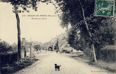 Carte postale ancienne Arrivée par Laval — Meslay-du-Maine (Mayenne)