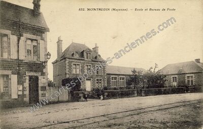 Carte postale ancienne Ecole et Bureau de Poste — Montaudin (Mayenne)