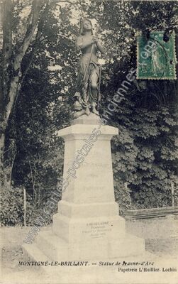 Carte postale ancienne Statue de Jeanne-d'Arc — Montigné-le-Brillant (Mayenne)