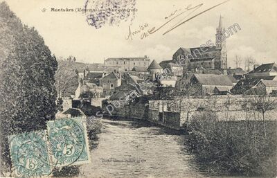 Carte postale ancienne Vue générale — Montsûrs (Mayenne)