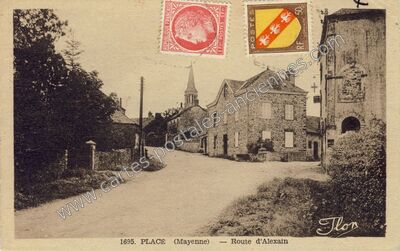 Carte postale ancienne Route d'Alexain — Placé (Mayenne)